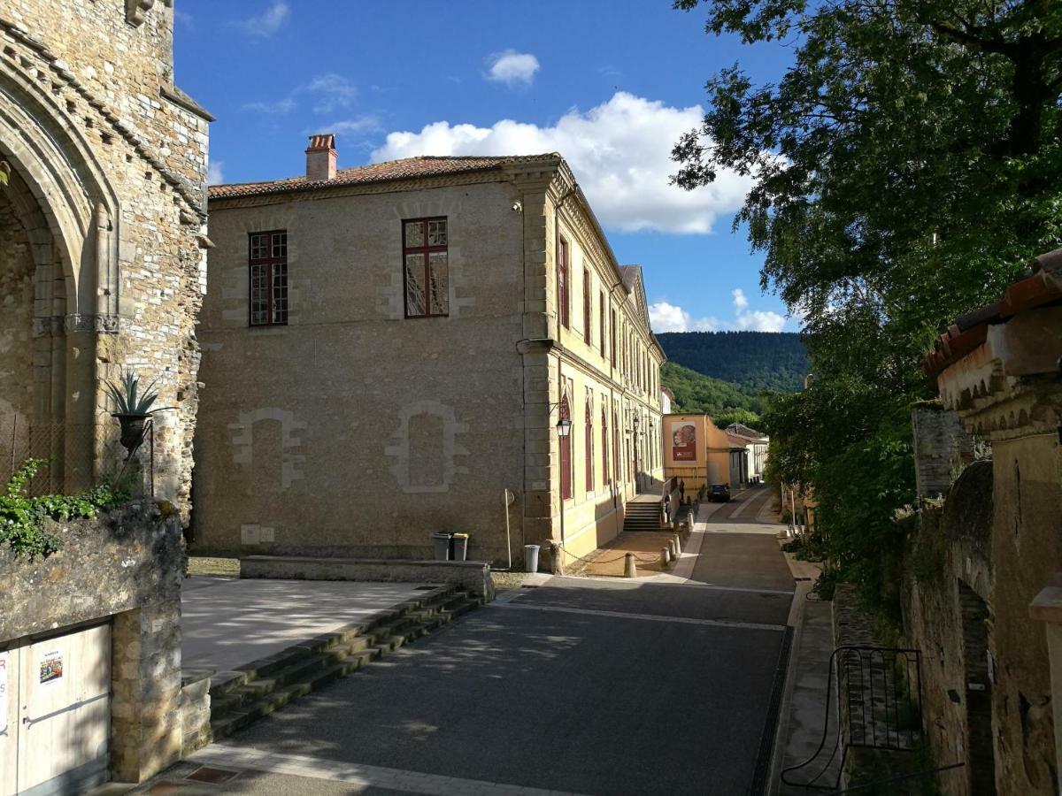Gite Maison De L'Abbe Сорезе Экстерьер фото